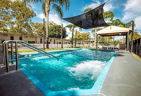 Artesian Spa Motel