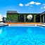 Almira Hotel