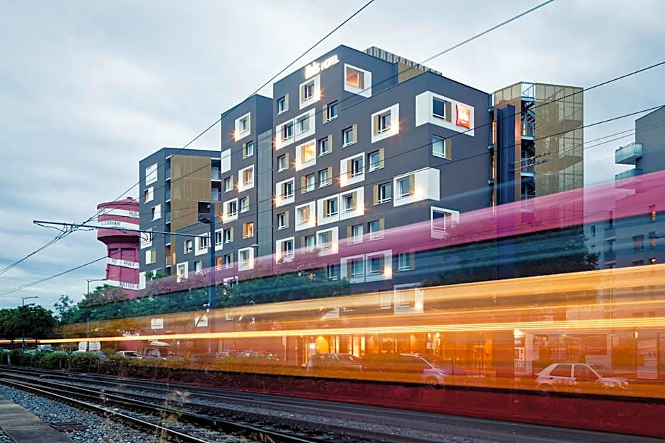 ibis Lyon Carre De Soie