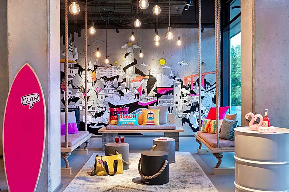 Moxy Hamburg City