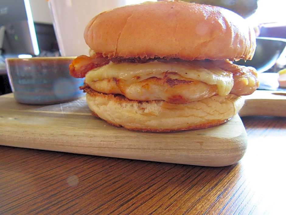 Loftsome Bridge Hotel