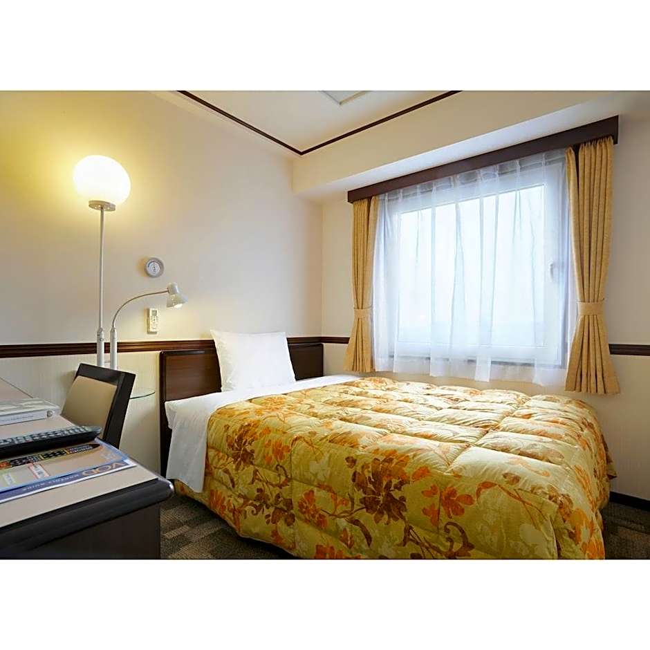 Toyoko Inn Tokyo-Eki Shin-Ohashi Mae