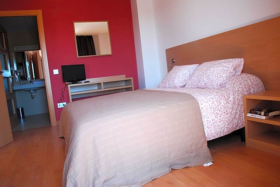 Hotel Mediterrani Express