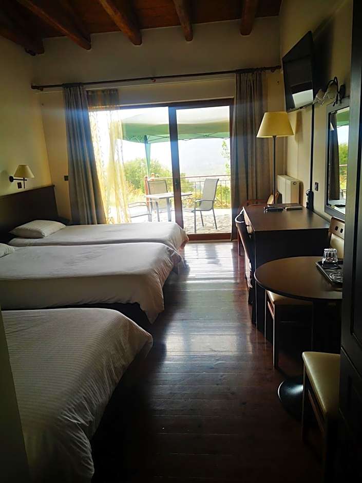 Olvios Hotel