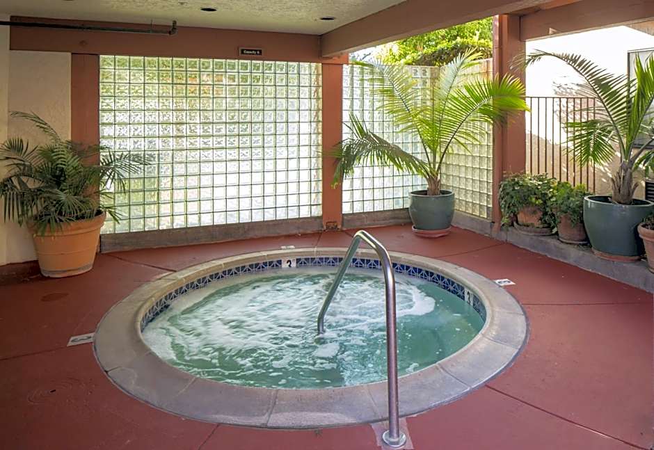 Campbell Inn Hotel