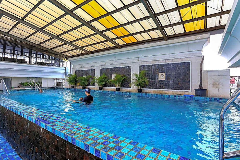 Roosseno Plaza Serviced Apartment