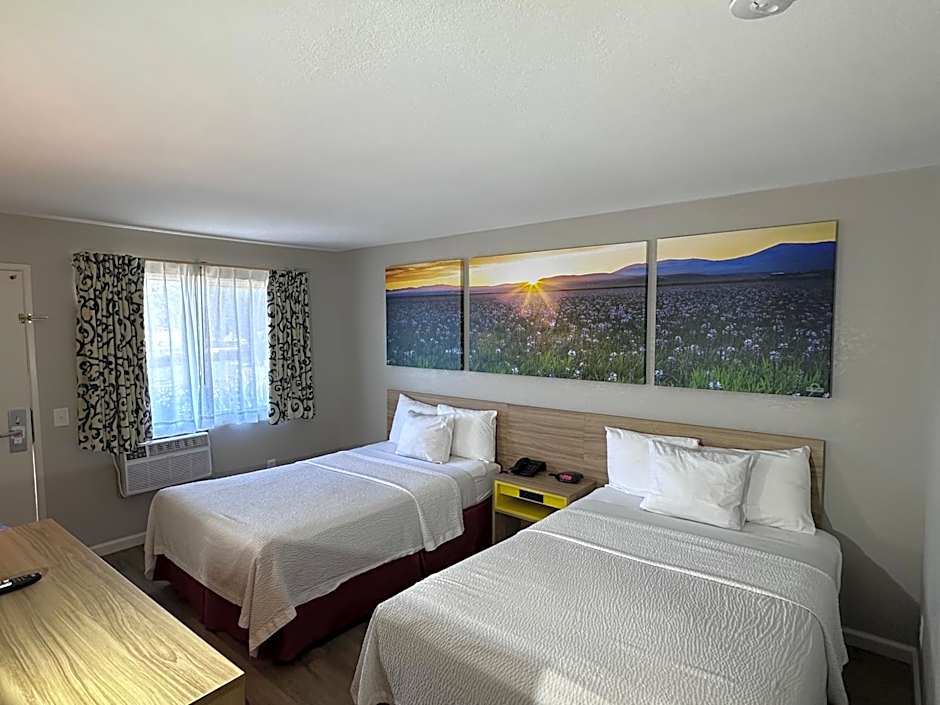 Days Inn by Wyndham San Marcos