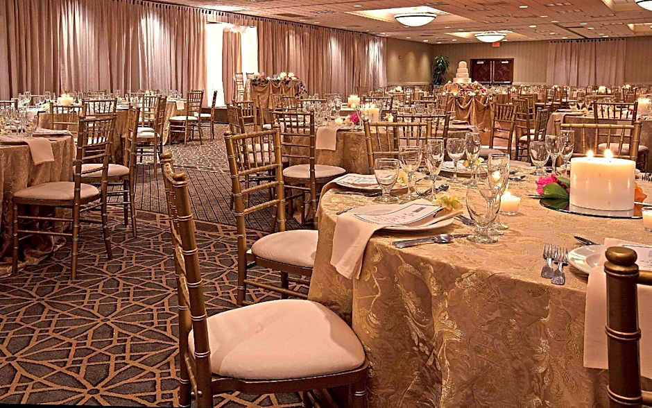 Embassy Suites By Hilton Hotel Chicago-Schaumburg/Woodfield