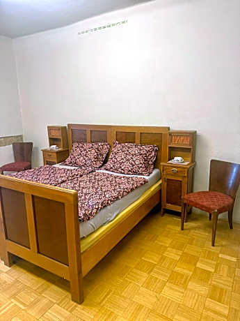 Zámek Hošťálkovy