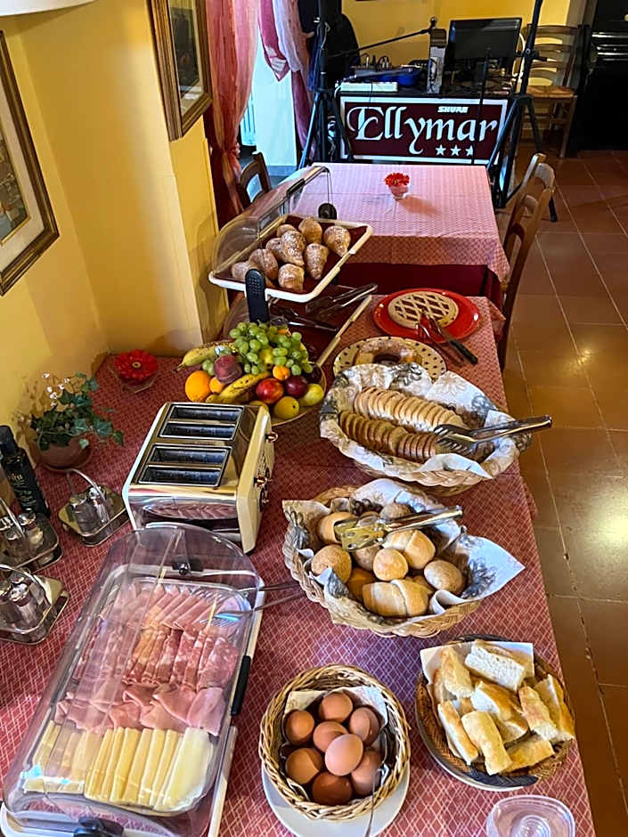 Hotel Ellymar
