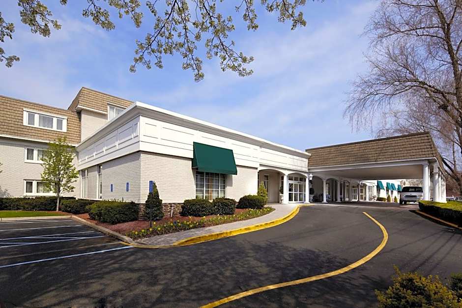 The Clinton Inn Hotel