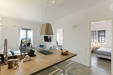 Deluxe Suite with Sea View