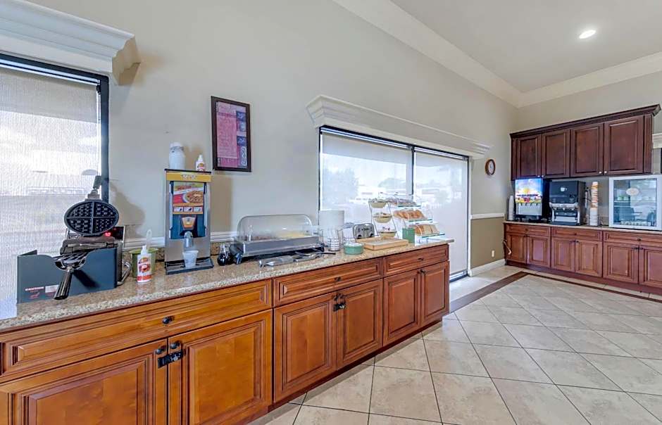 Quality Inn Long Beach - Signal Hill