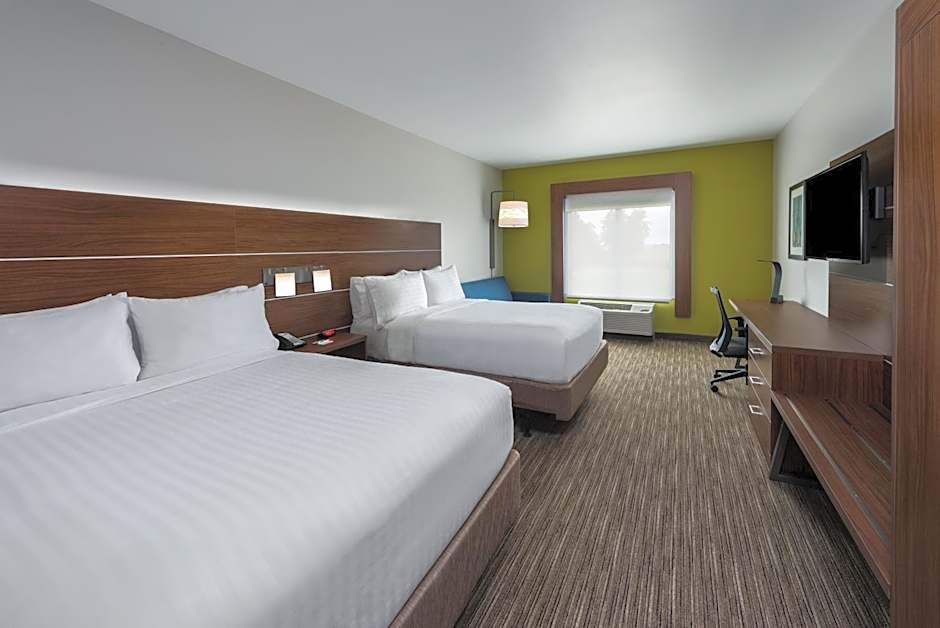 Photo 1 of 5 of 1 Queen Bed Suite, Accessible, Jetted Tub