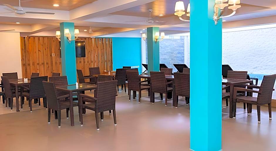 Aquzz Hotel & Spa Maafushi Maldives