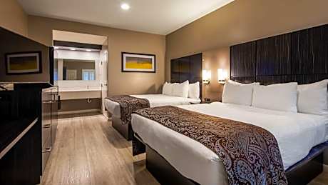 Queen Room with Two Queen Beds