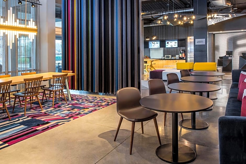 Aloft Charlotte Ballantyne