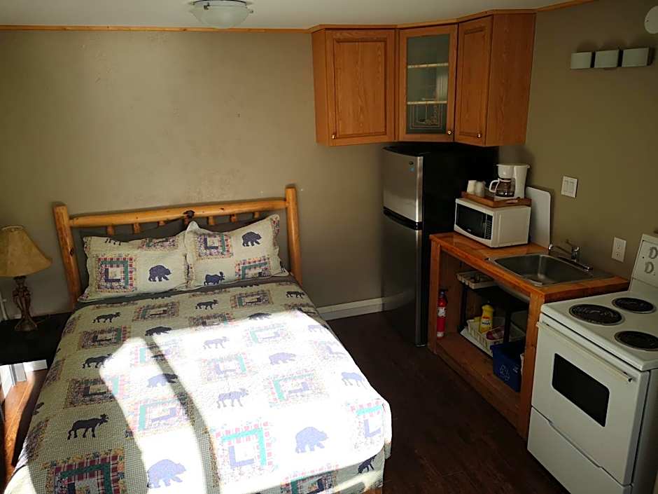 Overlook Inn & Cabins