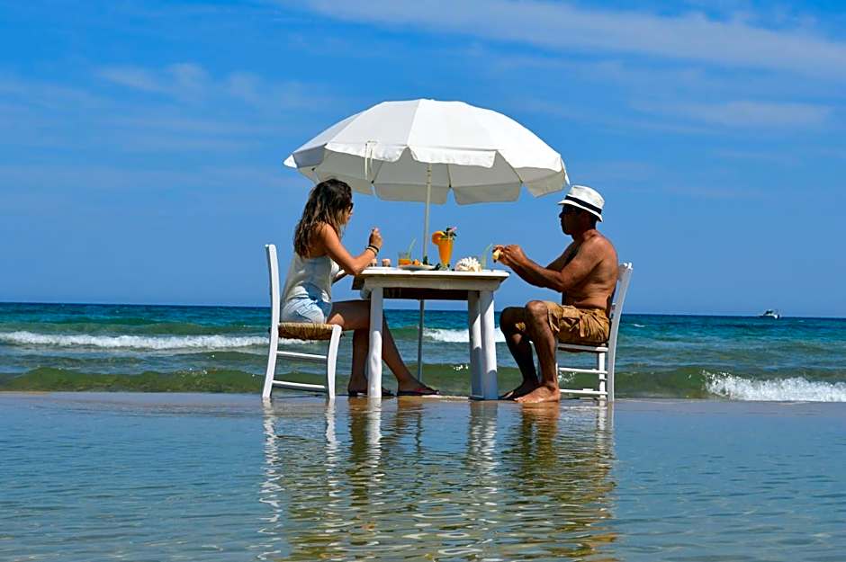 Parthenis Hotel & Suites