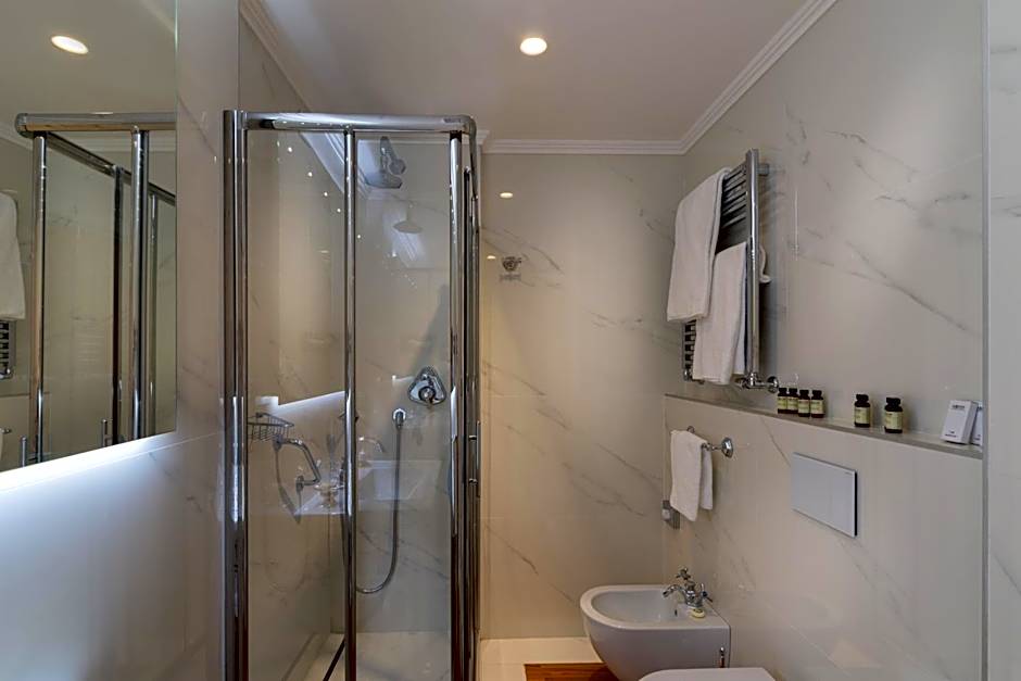 Hotel Rooms – Comfort and Style Await You - Hotel Degli Artisti Rome