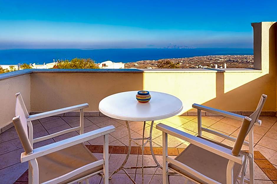 Reverie Santorini Hotel