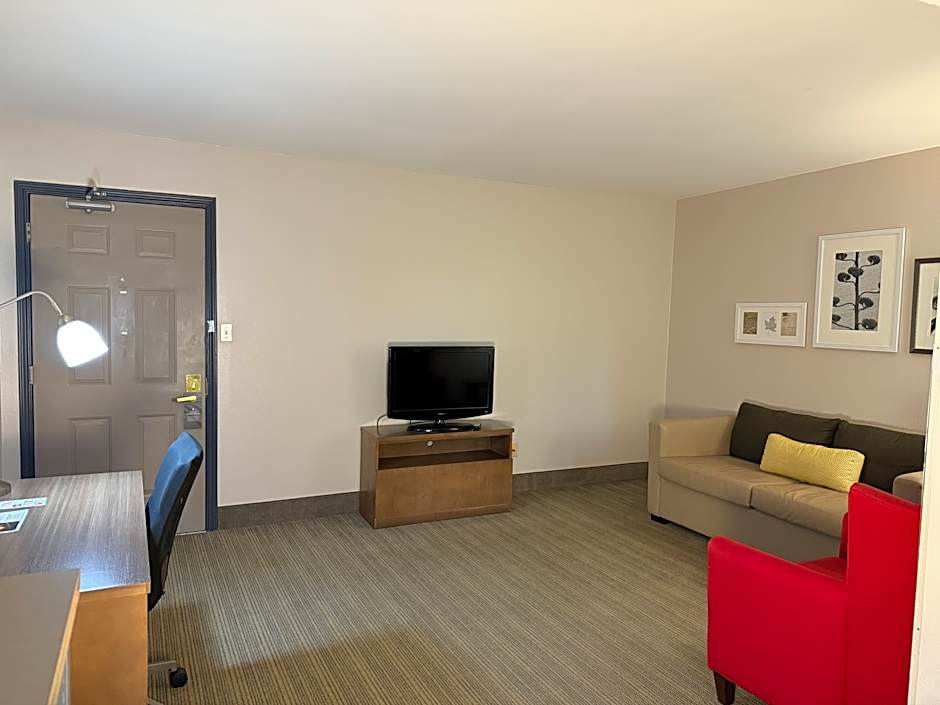 Photo 1 of 3 of 2 Queen Beds Suite, Accessible