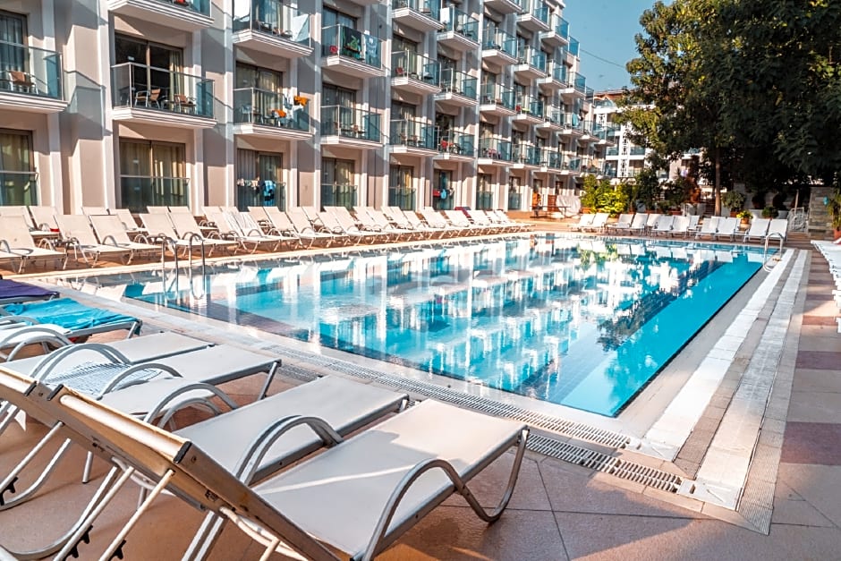 Emre Hotel  And Emre Beach Hotel