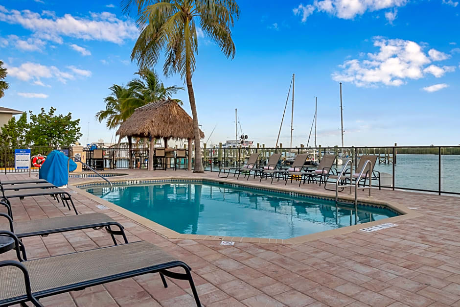 Hutchinson Island Hotel and Suites