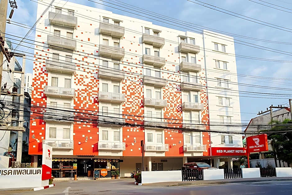 Easy Planet Phuket Patong
