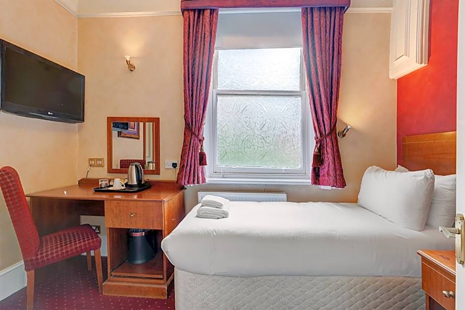 Liverpool Aigburth Hotel By Belvilla