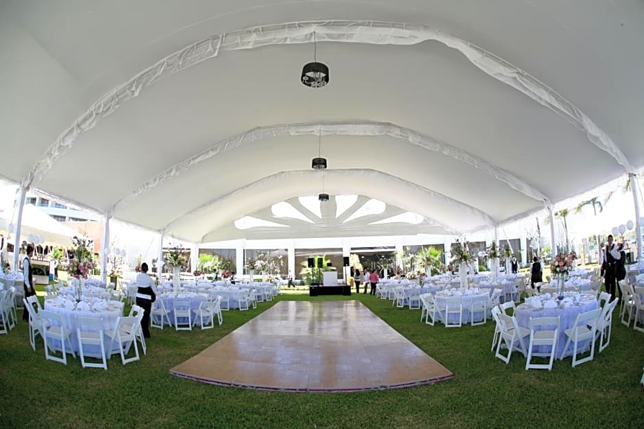 Holiday Inn Tuxpan - Convention Center By IHG