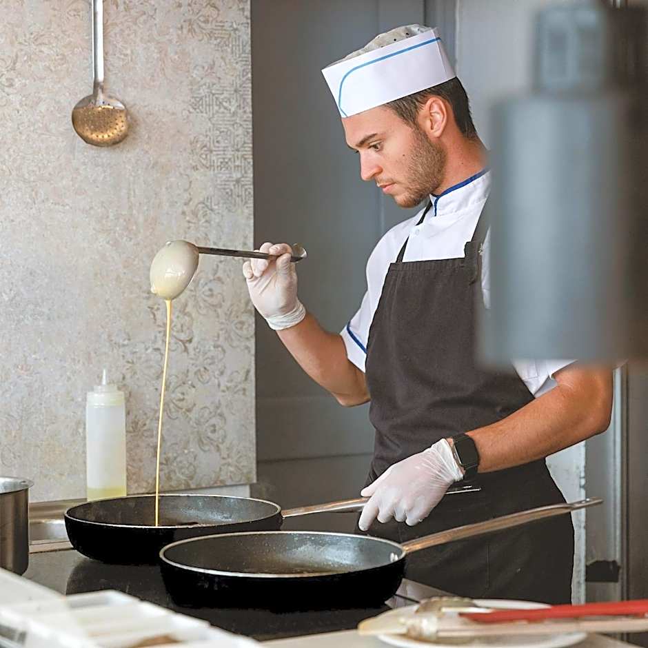 Leptos Panorama Hotel