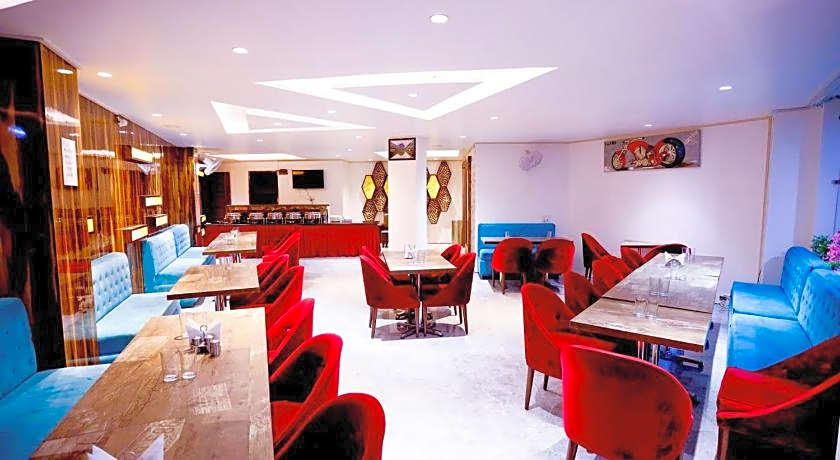 The Hoften Blue Magnets, Dalhousie