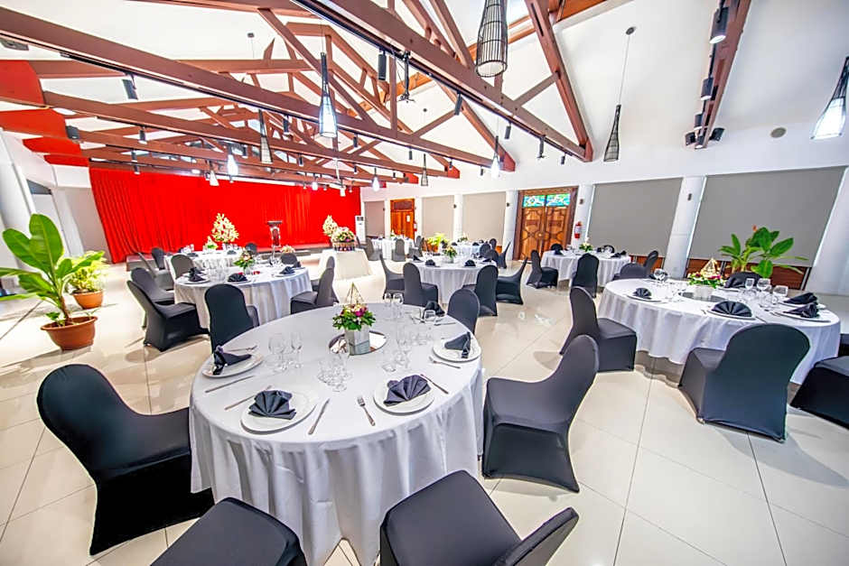 Tanoa Tusitala Hotel