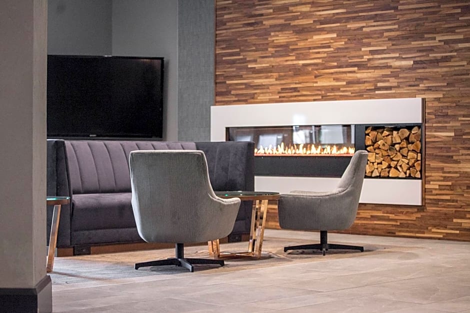Delta Hotels by Marriott Fargo