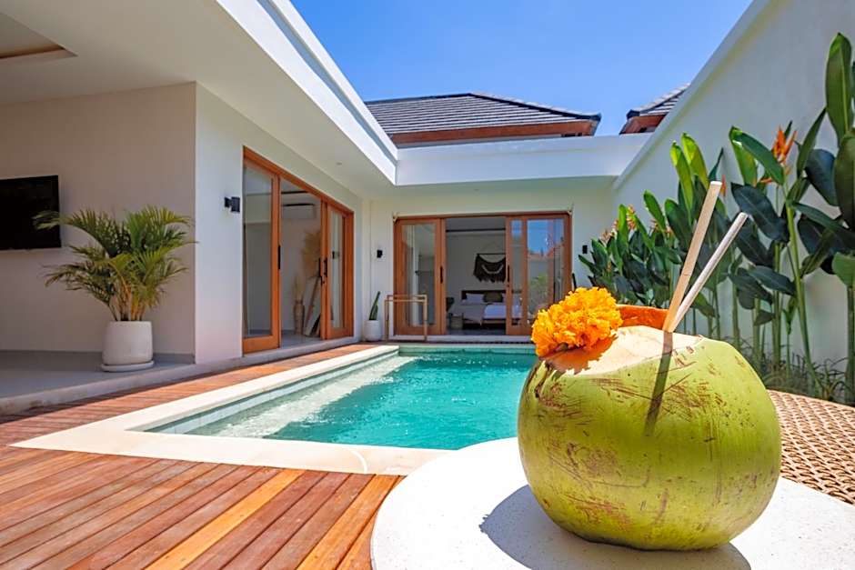 Balibay 1 - New Private Villa in Canggu - Best place for walk