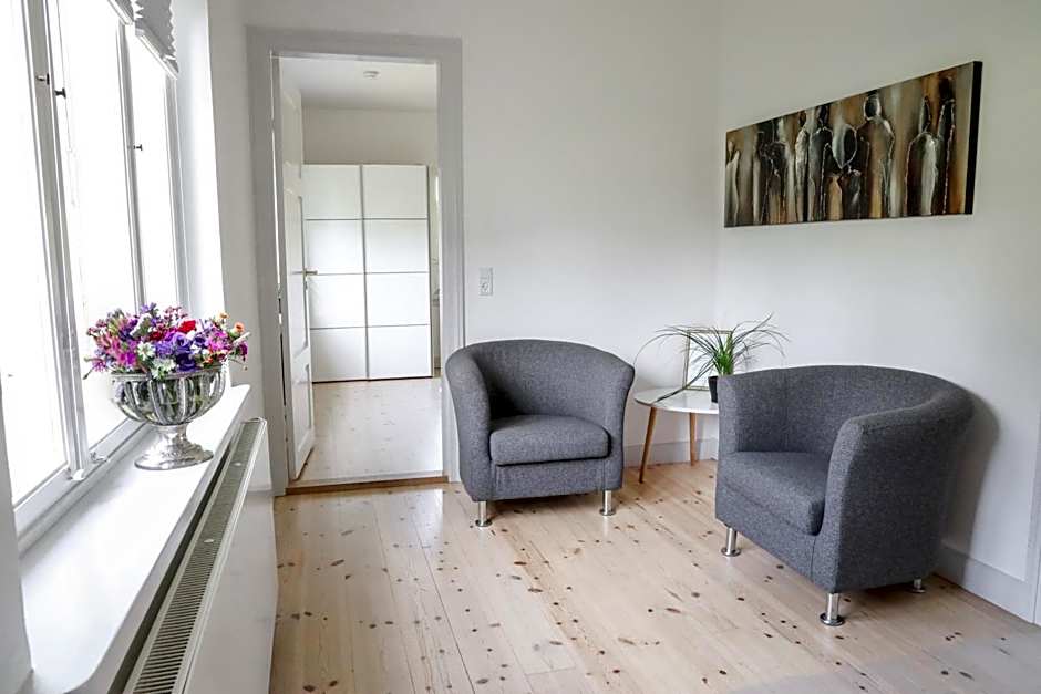 Bernstorff Castle Hotel