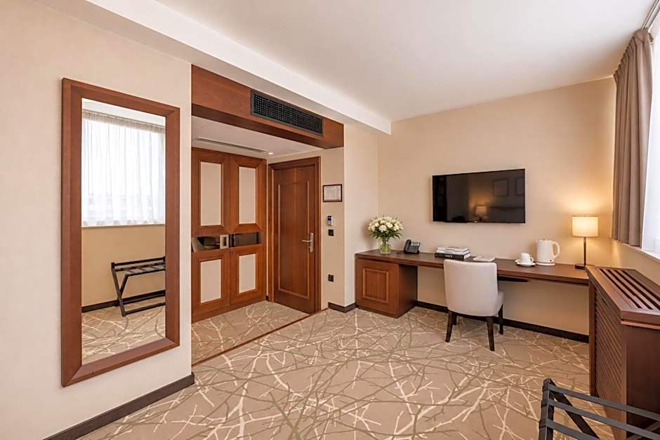 Hotel Constantine the Great