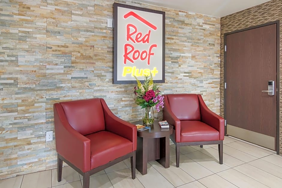 Red Roof Inn PLUS+ Fort Worth - Burleson