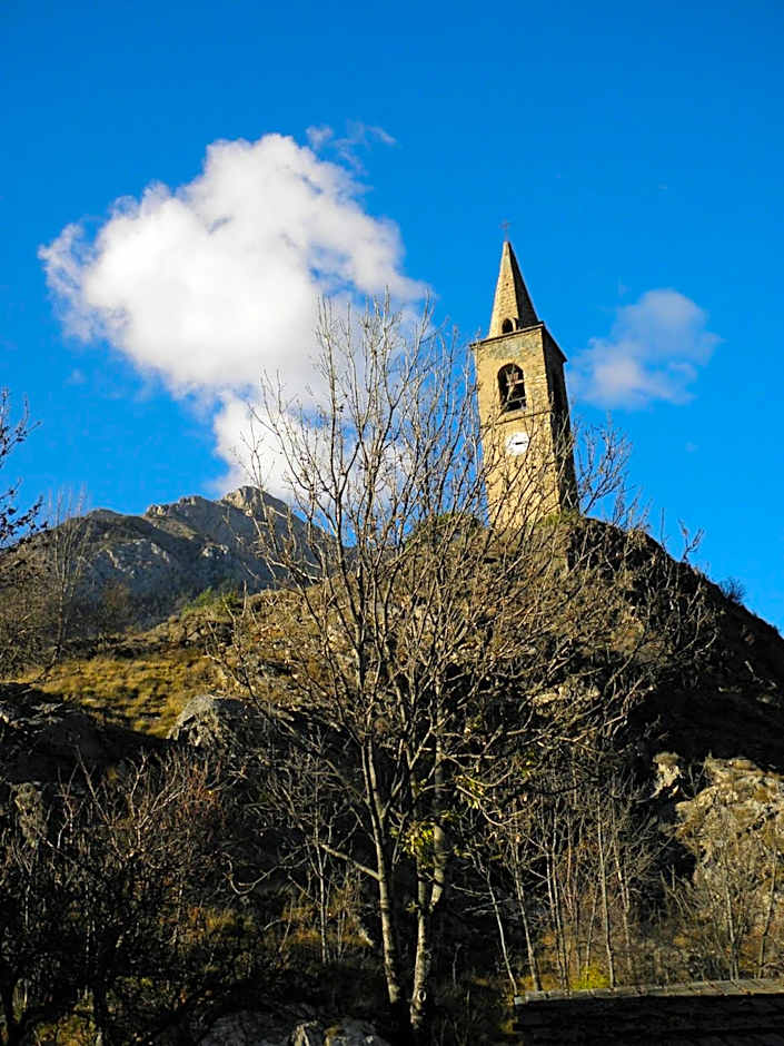 Gîte Auberge Les Terres Blanches de Méolans