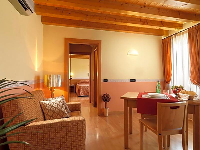 Hotel & Residence Roma