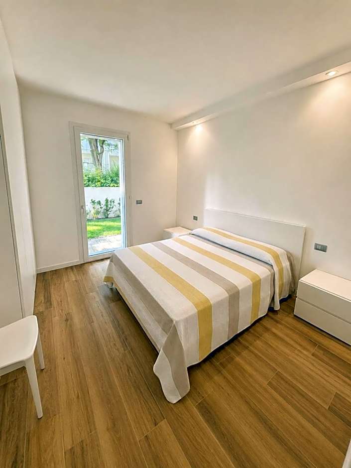 Marina Dream Beach Apartments with Sea View Terrace - Agenzia Cocal