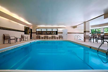 Courtyard by Marriott Springfield