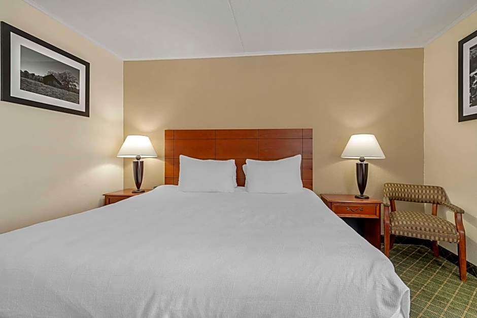 Best Western Plus Augusta Civic Center Inn