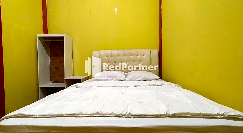 Hotel Hing Amimah near Bau Bau Port RedPartner
