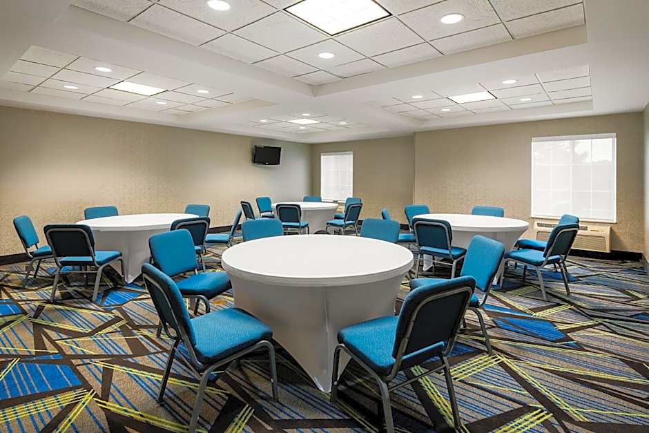 Holiday Inn Express Charlotte West - Gastonia By IHG