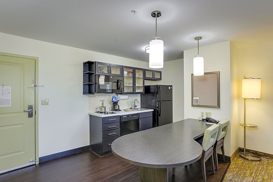 Candlewood Suites College Station By IHG