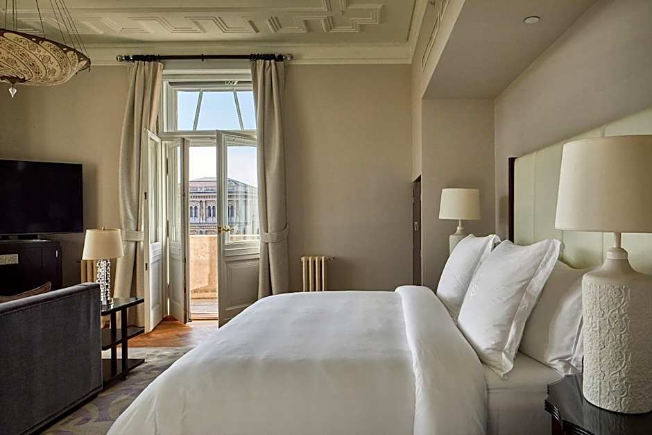 Four Seasons Hotel Gresham Palace Budapest