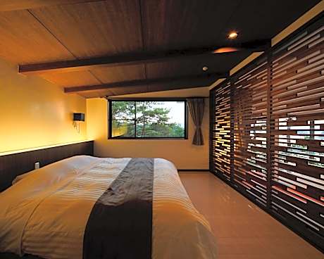 Deluxe Bungalow with Sea View
