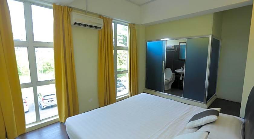 JAM Hotel Kota Warisan Near ERL Salak Tinggi Sepang